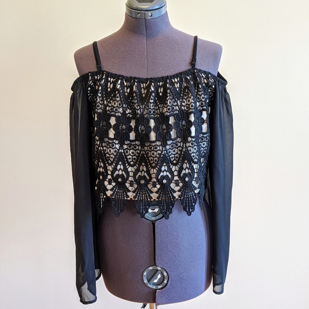 Forever 21 Lace Crop Top